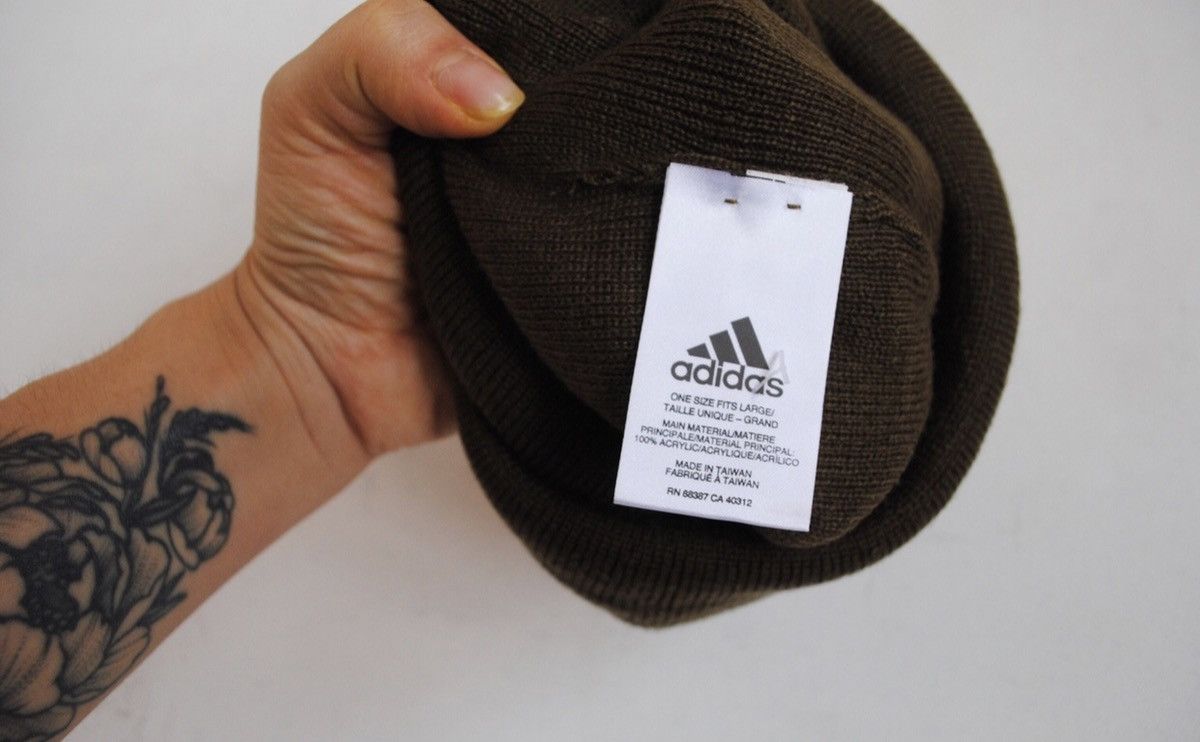 Adidas × Kith Kith Nyc x Adidas Soccer Beanie Rays Hat Olive football Size ONE SIZE - 6 Thumbnail