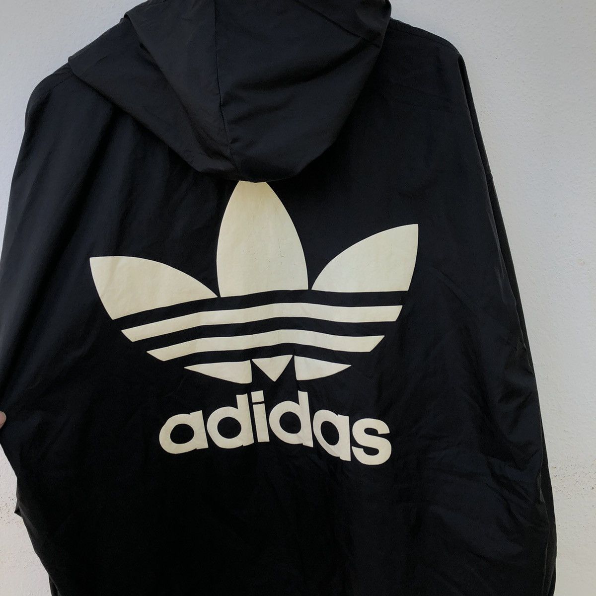 Adidas × Vintage RAINCOAT JACKET VINTAGE ADIDAS BIG LOGO INSPIRED BY RUN DMC Size US L / EU 52-54 / 3 - 3 Thumbnail