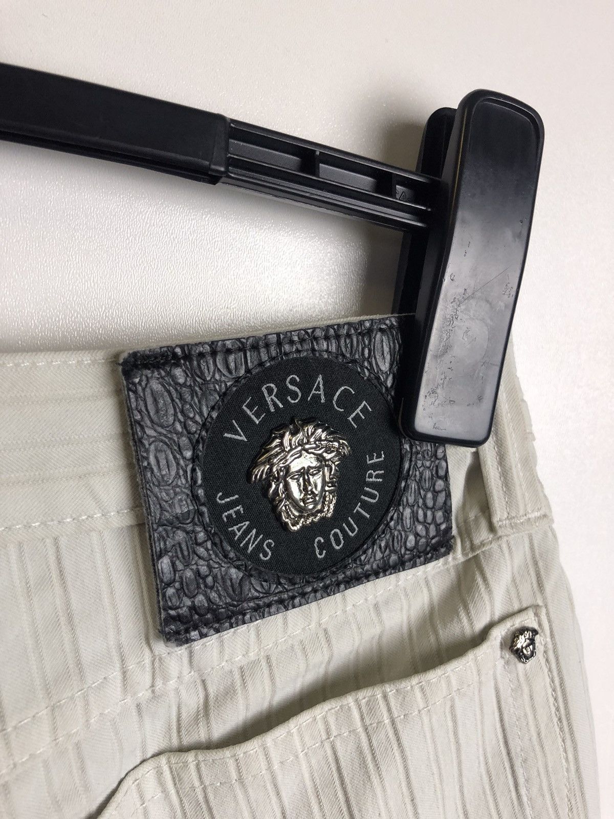 Versace Versace Jeans Couture Womens Shorts VTG size 28 Size 28" / US 6 / IT 42 - 7 Thumbnail