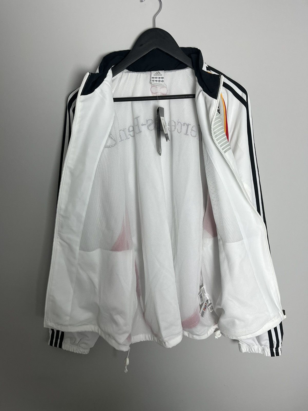 Vintage 🔥 RARE 2005 ADIDAS MERCEDES BENZ DEUTSCHLAND TRACKSUIT Size US L / EU 52-54 / 3 - 10 Thumbnail