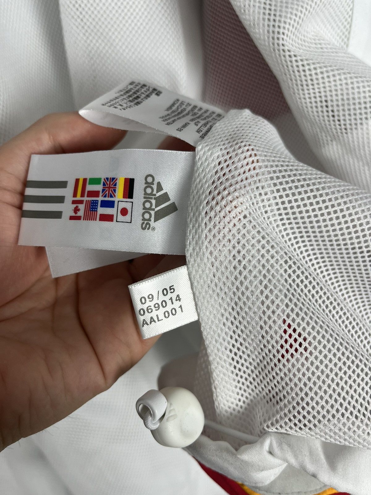 Vintage 🔥 RARE 2005 ADIDAS MERCEDES BENZ DEUTSCHLAND TRACKSUIT Size US L / EU 52-54 / 3 - 11 Thumbnail