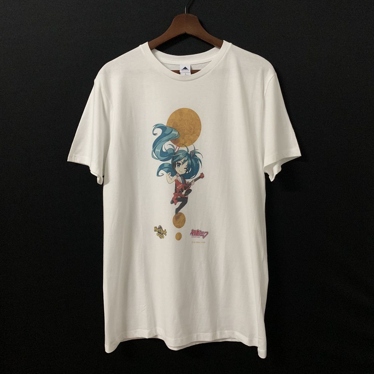 Anime × Hard Rock Cafe 💥RARE!! Vintage Hard Rock Cafe x Hatsune Miku Anime Tshirt Size US L / EU 52-54 / 3 - 1 Thumbnail