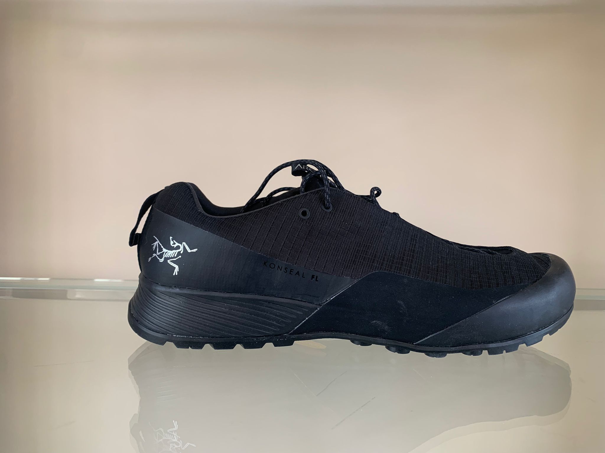 image of Arcteryx Konseal Fl Gtx In Black Shoes, Men's (Size 13)