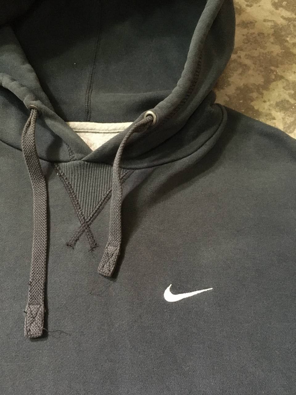 Nike × Vintage Vintage Nike Mini Swoosh Embroidery Hoodie Size US M / EU 48-50 / 2 - 2 Thumbnail