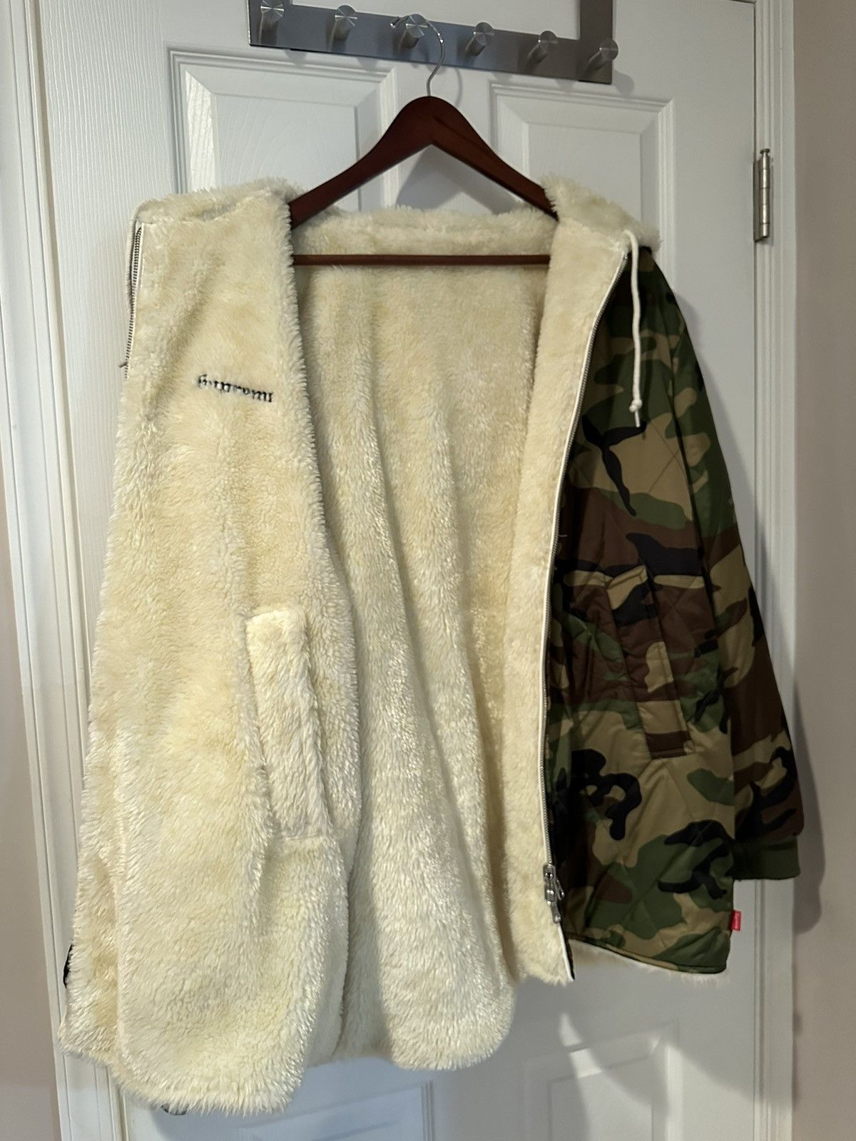 Supreme Supreme woodland camo Sherpa reversible jacket Size US L / EU 52-54 / 3 - 10 Thumbnail