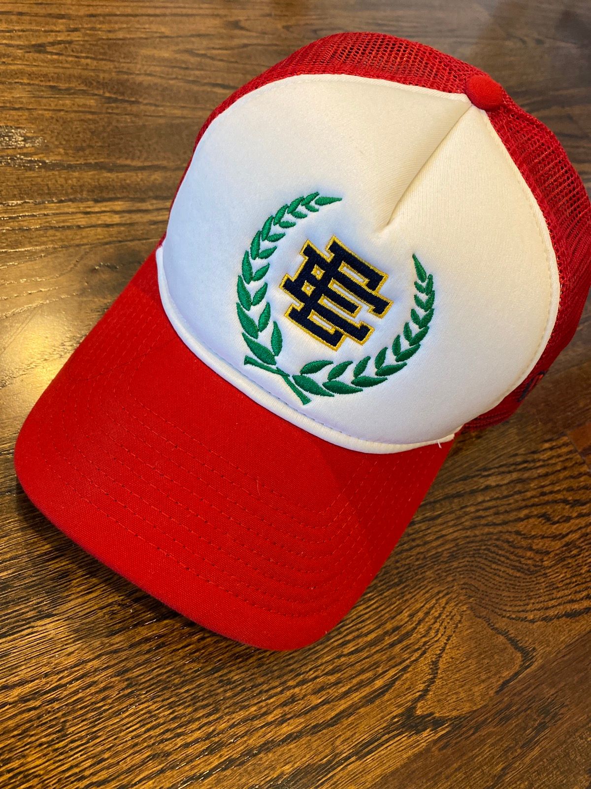 Pre-owned Eric Emanuel Trucker Hat Ss19 In Red