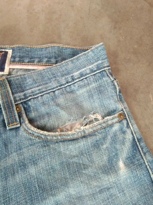 Levi's Vintage Levi's Jeans 514 Straight Leg Distressed Denim 32x28 Size US 32 / EU 48 - 9 Thumbnail