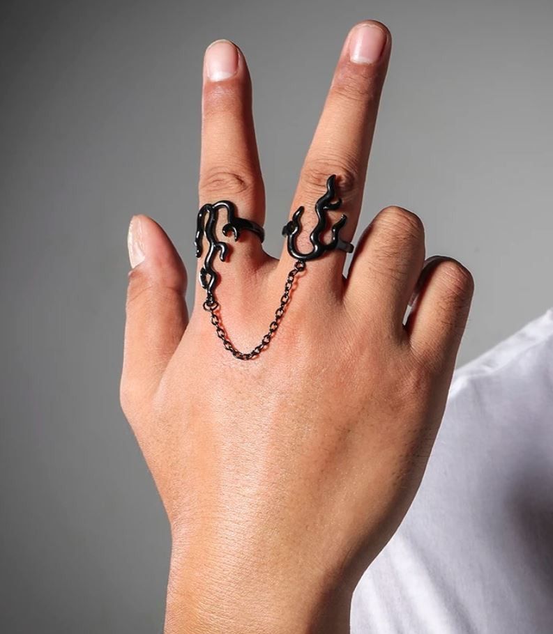 Jewelry Harajuku Style Fashion Flame Chain Rings Size ONE SIZE - 1 Thumbnail