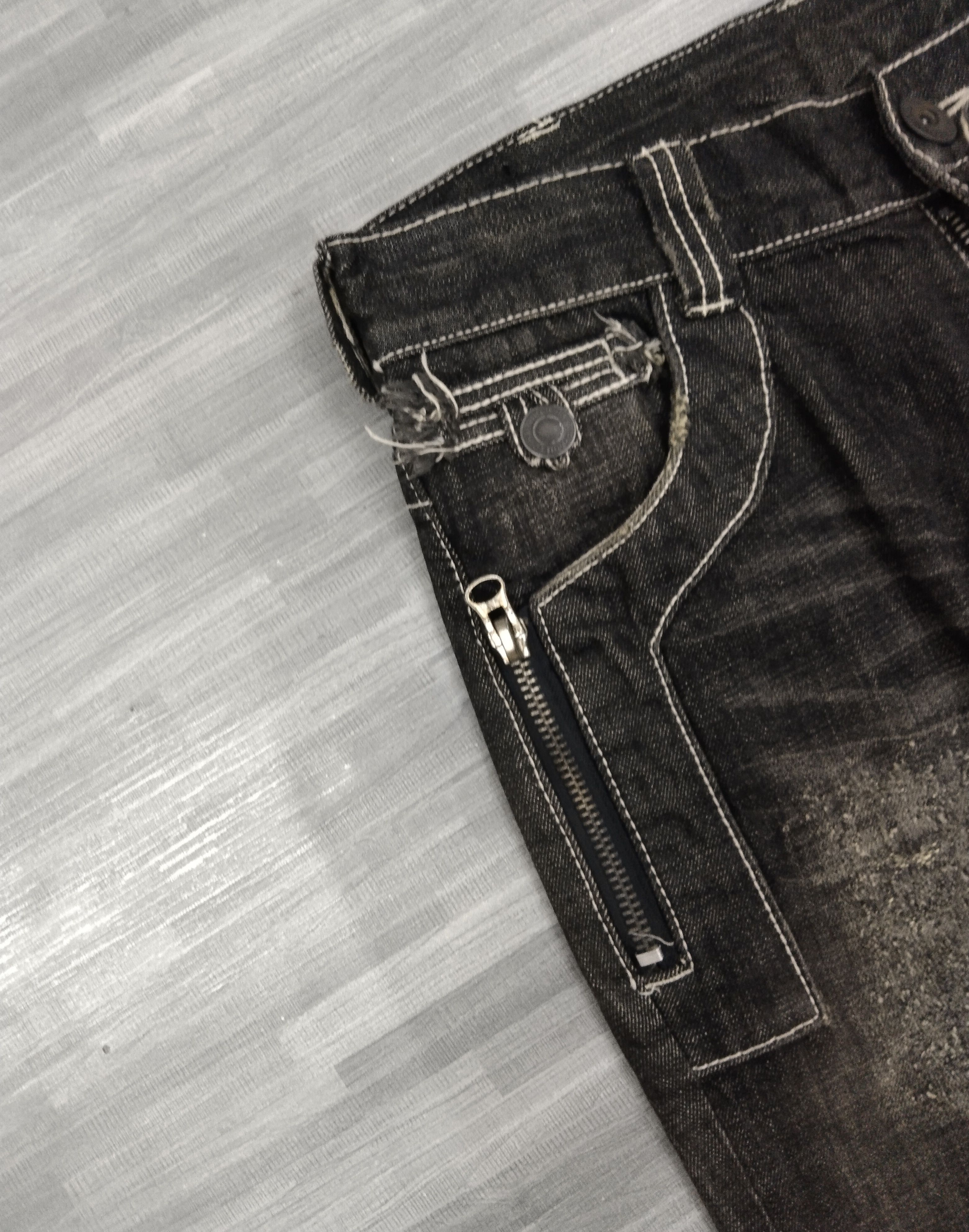 Japanese Brand SUPER SICK WASHED BLACK TRIM CO,LTD. DENIM PANTS Size US 30 / EU 46 - 6 Thumbnail