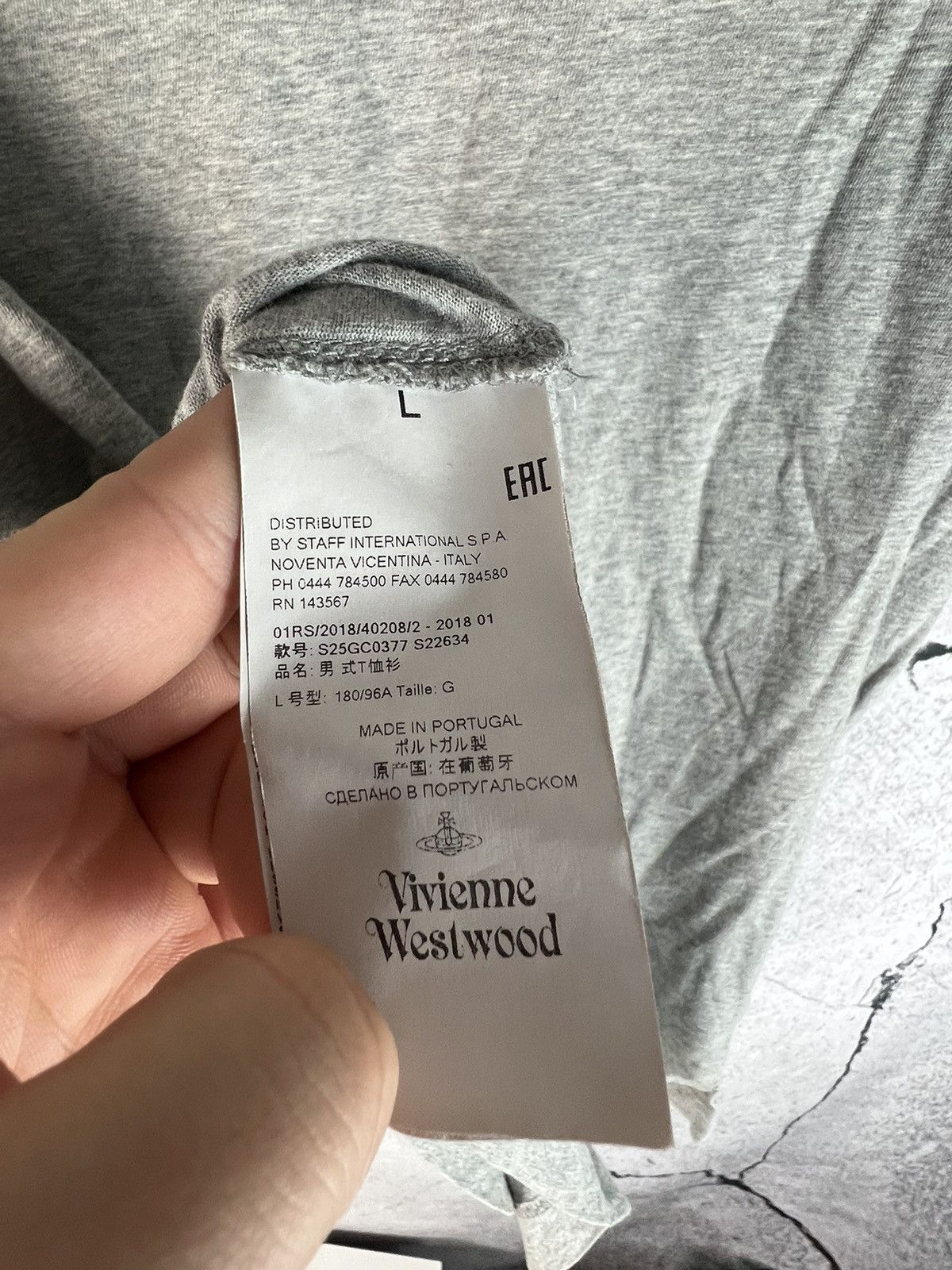 Vivienne Westwood Vivienne Westwood small logo tshirt Size US L / EU 52-54 / 3 - 5 Thumbnail