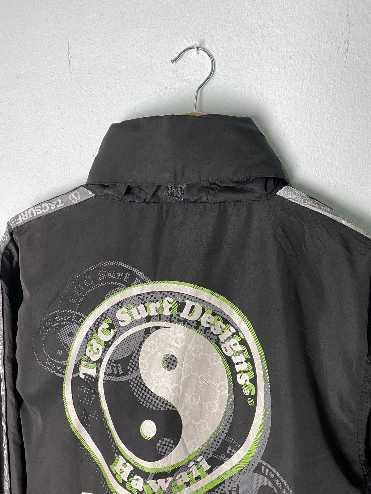 Japanese Brand × Vintage Vintage T&C Surf Design Hawaii Big Logo Side Tape Jacket Size US L / EU 52-54 / 3 - 3 Thumbnail