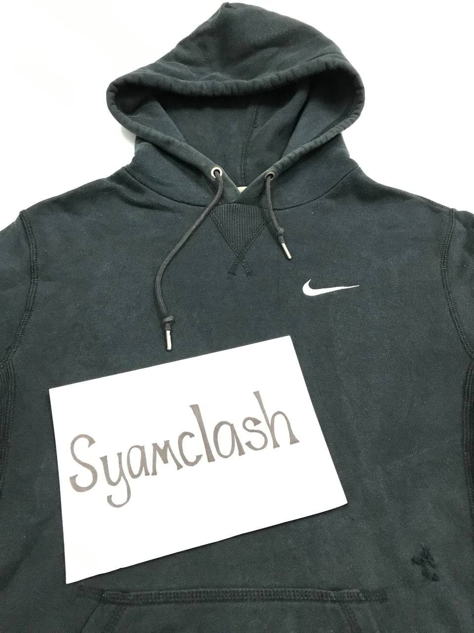 Nike × Vintage Vintage Nike Swoosh Embroidery Hoodie Size US M / EU 48-50 / 2 - 2 Thumbnail