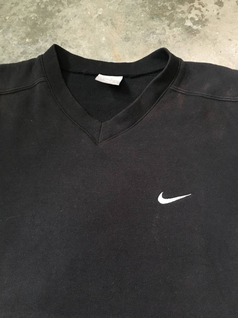 Nike × Vintage Vintage Nike Mini Swoosh Embroidery Sleeveless Sweatshirt Size US L / EU 52-54 / 3 - 2 Thumbnail