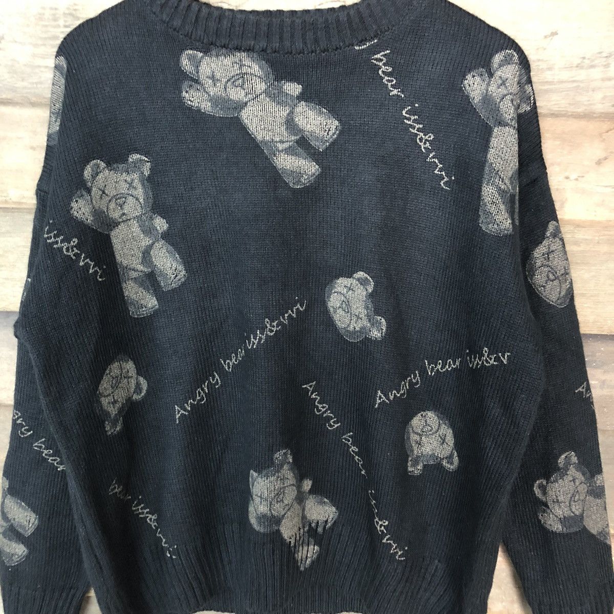 Vintage ISSVVI Angry bear Black Sweatshirt knitwear #6924 Size S / US 4 / IT 40 - 5 Thumbnail