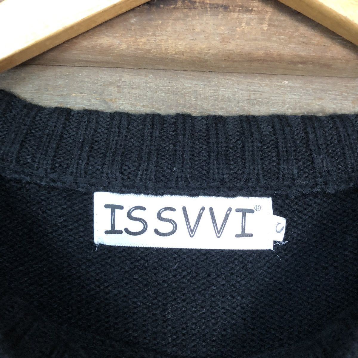 Vintage ISSVVI Angry bear Black Sweatshirt knitwear #6924 Size S / US 4 / IT 40 - 7 Thumbnail
