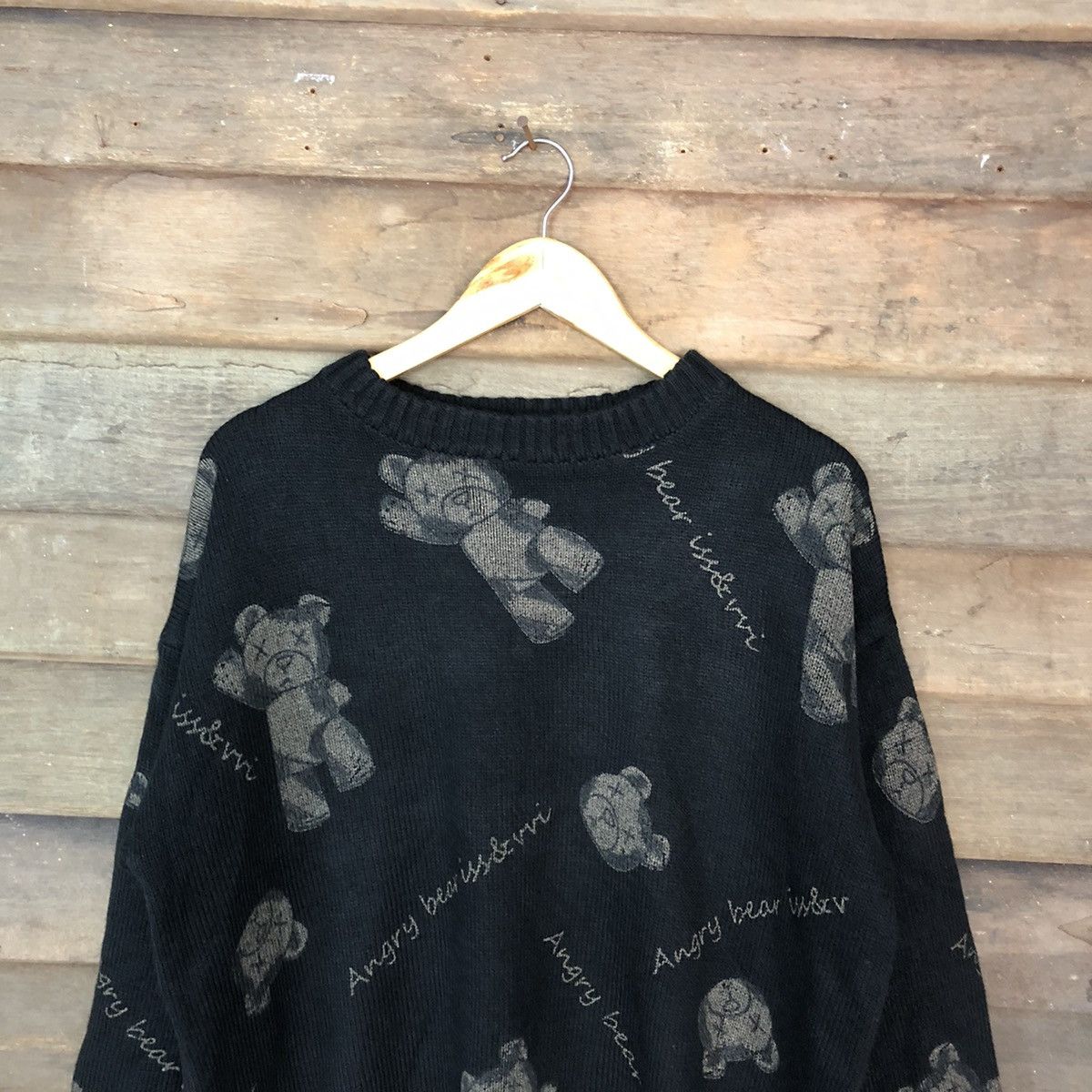 Vintage ISSVVI Angry bear Black Sweatshirt knitwear #6924 Size S / US 4 / IT 40 - 2 Thumbnail