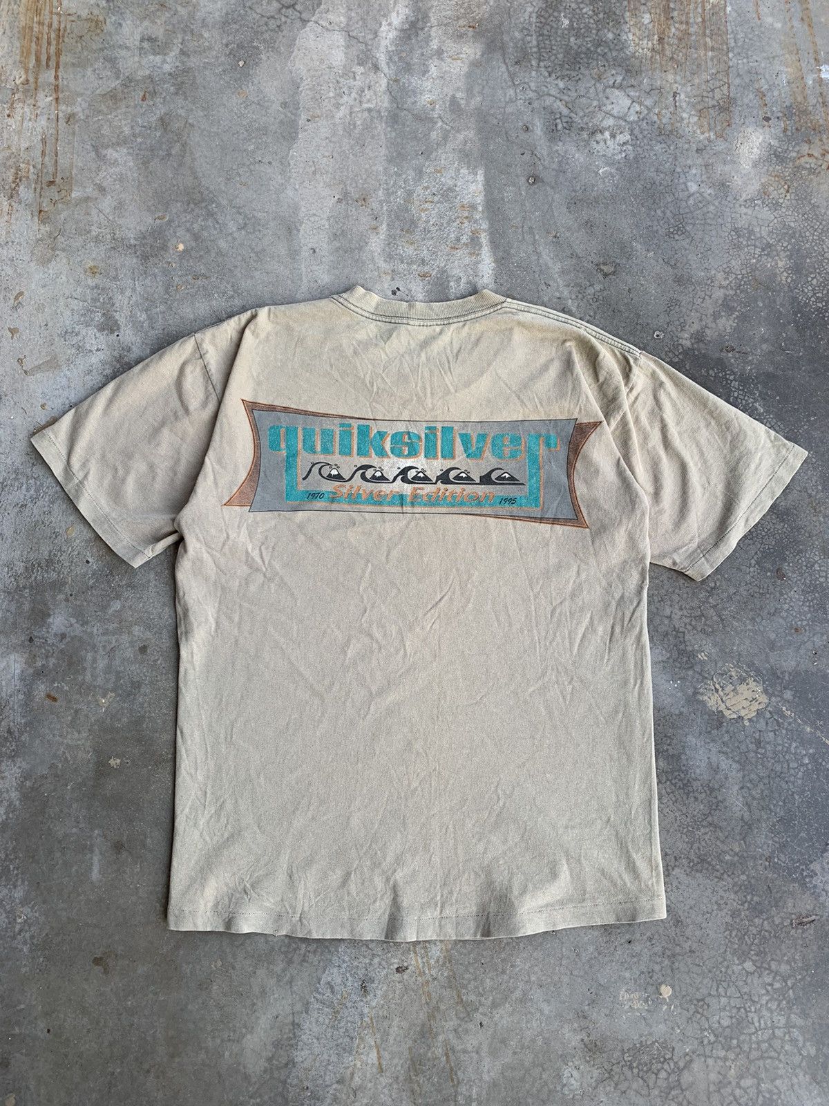 Quiksilver Vintage 90s Quiksilver Silver Edition Surfboard Tshirt Size US L / EU 52-54 / 3 - 1 Thumbnail