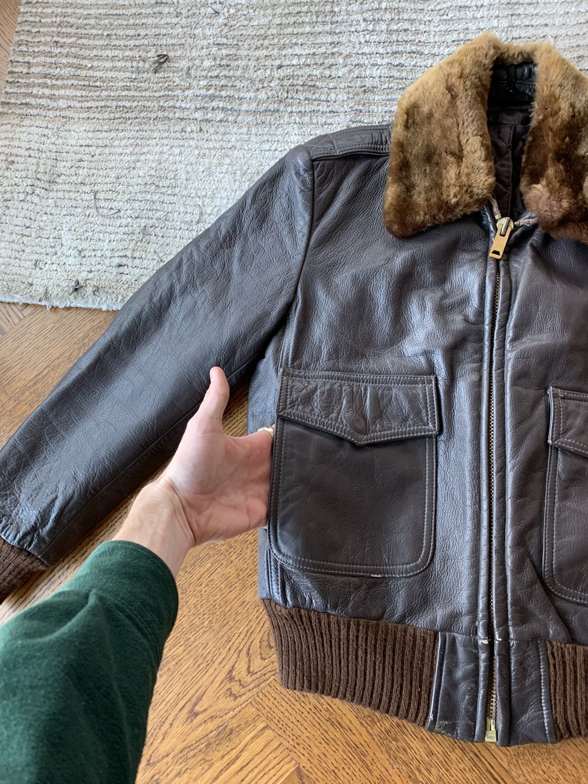 Other Vintage Brown Leather G-1 Bomber Jacket A-2 Flight Fur 40 Size US XS / EU 42 / 0 - 5 Thumbnail