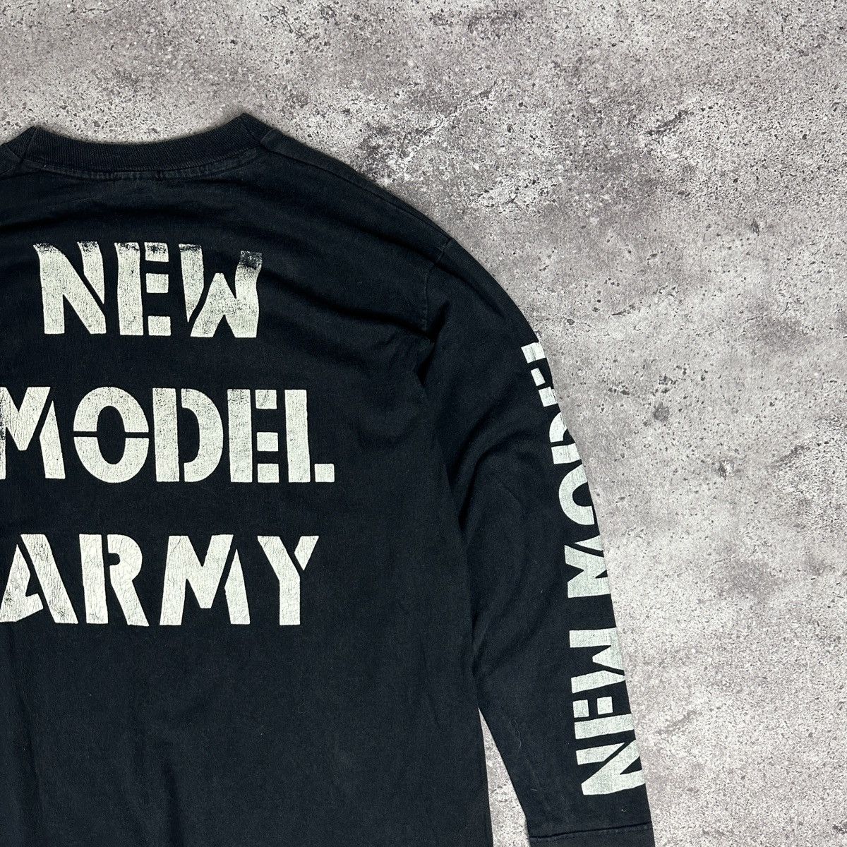 Band Tees Vintage 90s New Model Army Rock Band longsleev English y2k Size US XL / EU 56 / 4 - 4 Thumbnail
