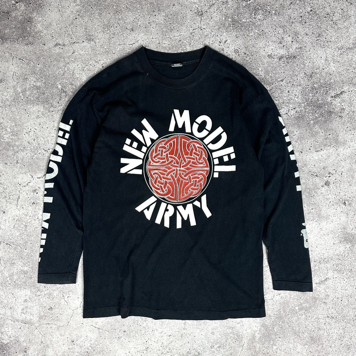 Band Tees Vintage 90s New Model Army Rock Band longsleev English y2k Size US XL / EU 56 / 4 - 1 Thumbnail