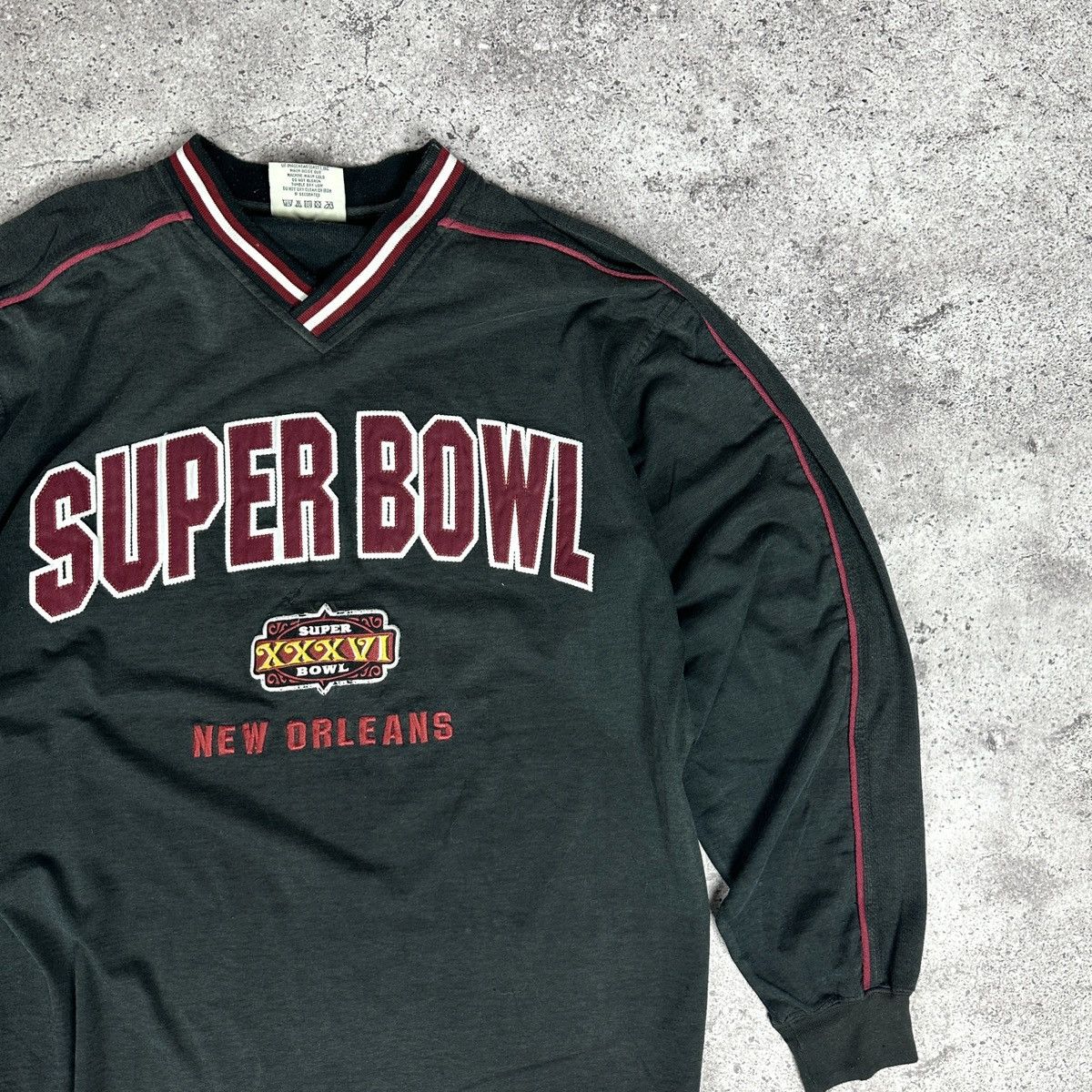 Lee Vintage 90s Sunfaded Superbowl New Orleans Lee sweatshirt Size US L / EU 52-54 / 3 - 2 Thumbnail