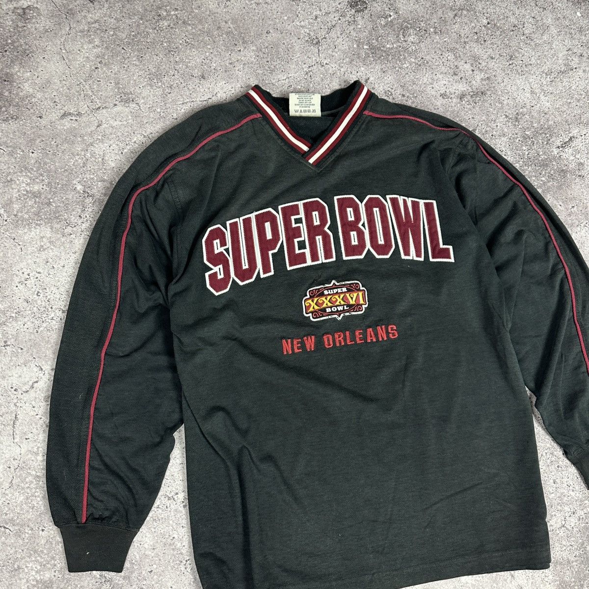 Lee Vintage 90s Sunfaded Superbowl New Orleans Lee sweatshirt Size US L / EU 52-54 / 3 - 3 Thumbnail