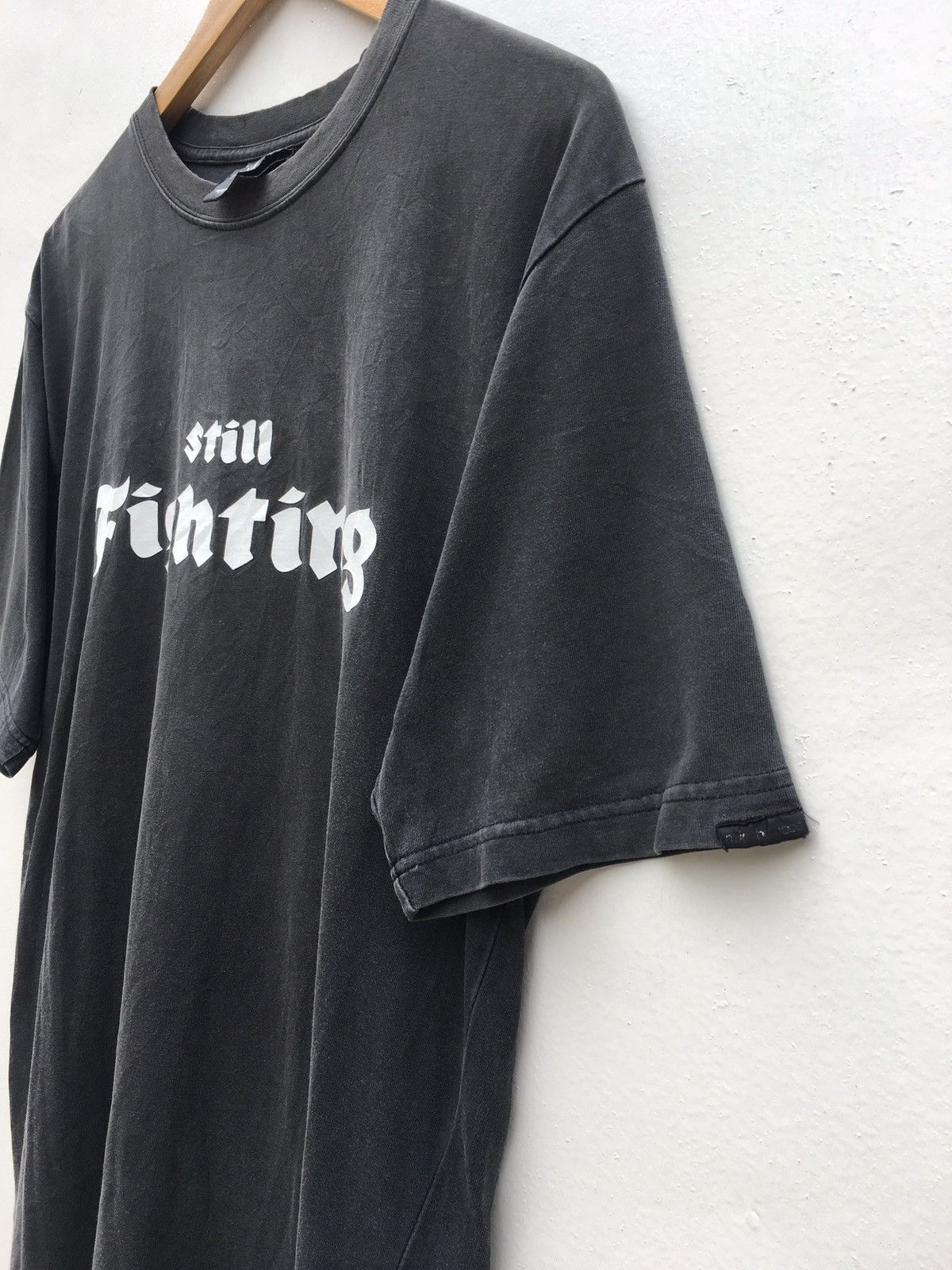 Neighborhood Neighborhood Vintage Rare Printed Tshirt Size US L / EU 52-54 / 3 - 9 Thumbnail