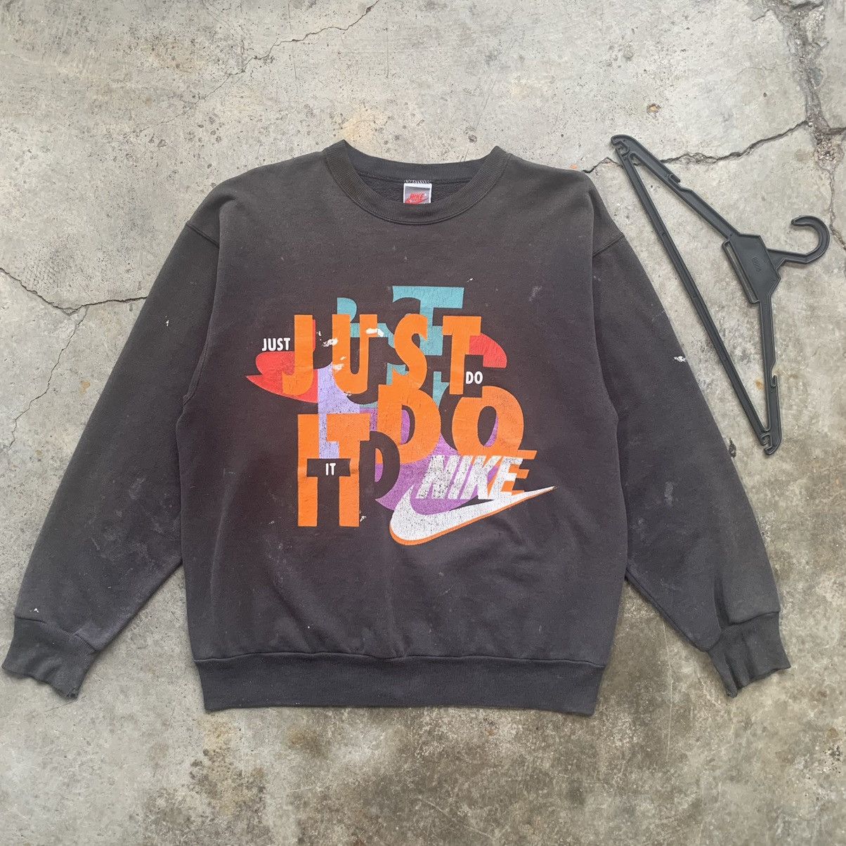 Nike Nike sweatshirt vintage 90s sunfaded minor distressed Size US M / EU 48-50 / 2 - 8 Thumbnail