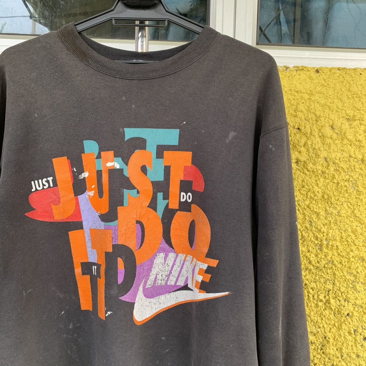 Nike Nike sweatshirt vintage 90s sunfaded minor distressed Size US M / EU 48-50 / 2 - 2 Thumbnail