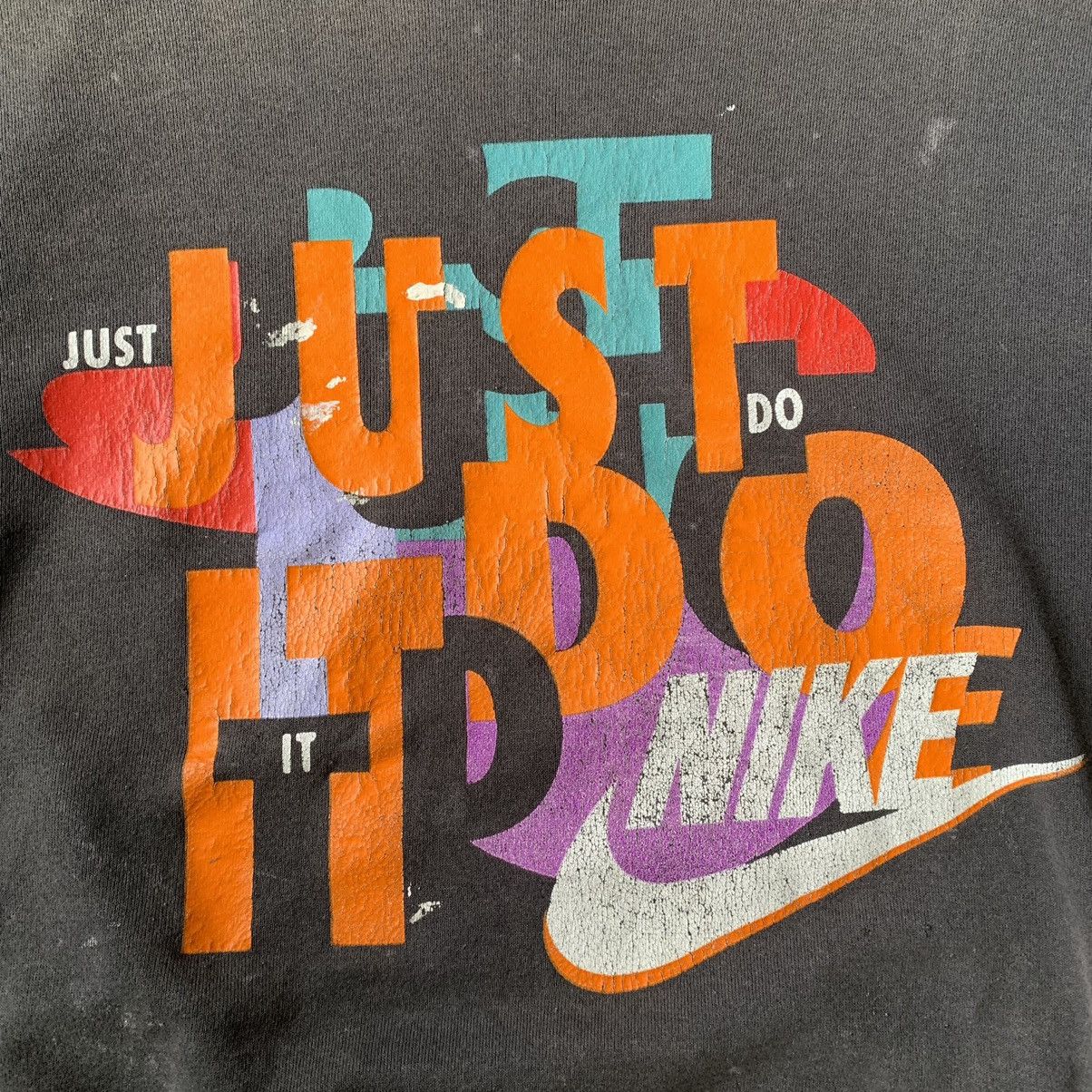 Nike Nike sweatshirt vintage 90s sunfaded minor distressed Size US M / EU 48-50 / 2 - 9 Thumbnail