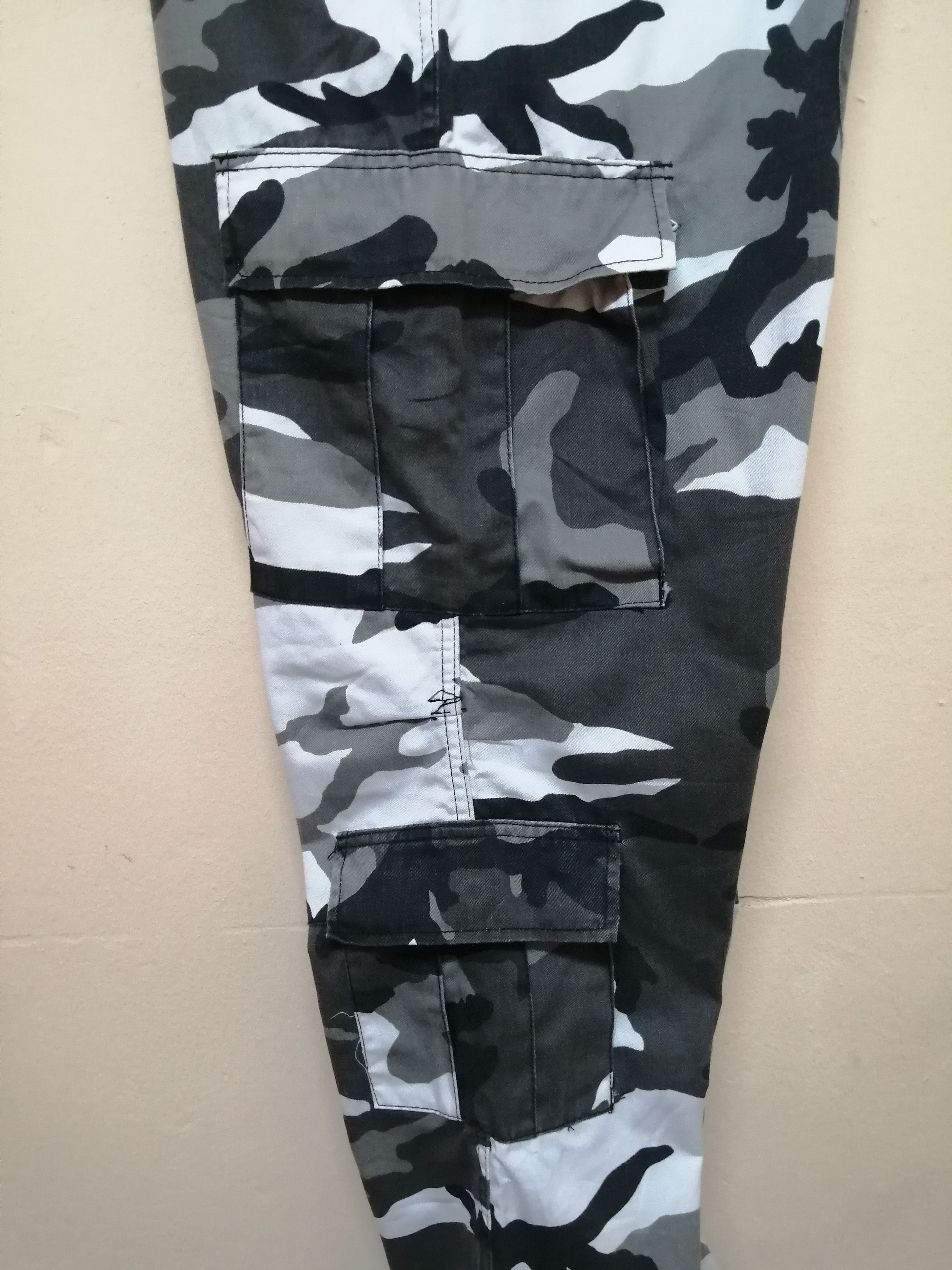 Rothco 8 Pockets Army Rothco B.D.U cargo pants Size US 35 - 5 Thumbnail