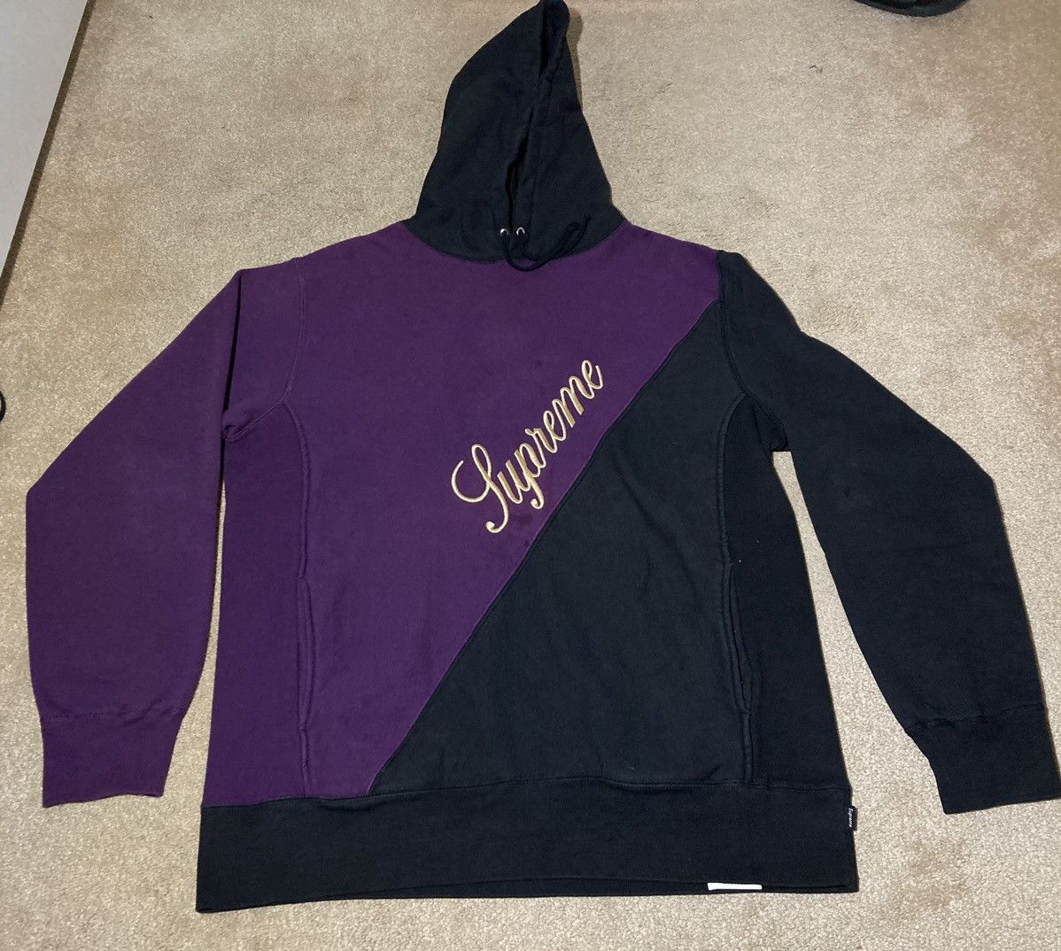 Supreme FW12 Supreme Split Royal Purple Black Sweater XL 2012 Script Size US XL / EU 56 / 4 - 2 Thumbnail
