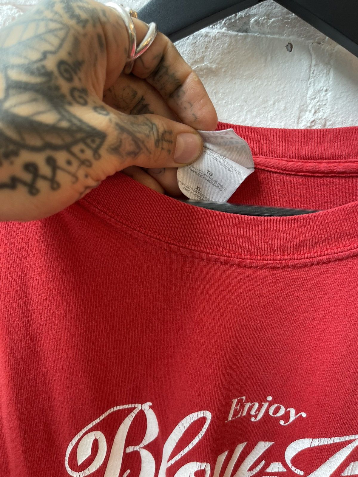 Vintage Vintage ENJOY BLOWJOBS Sex Porn Shirt XXX Size US XL / EU 56 / 4 - 5 Thumbnail