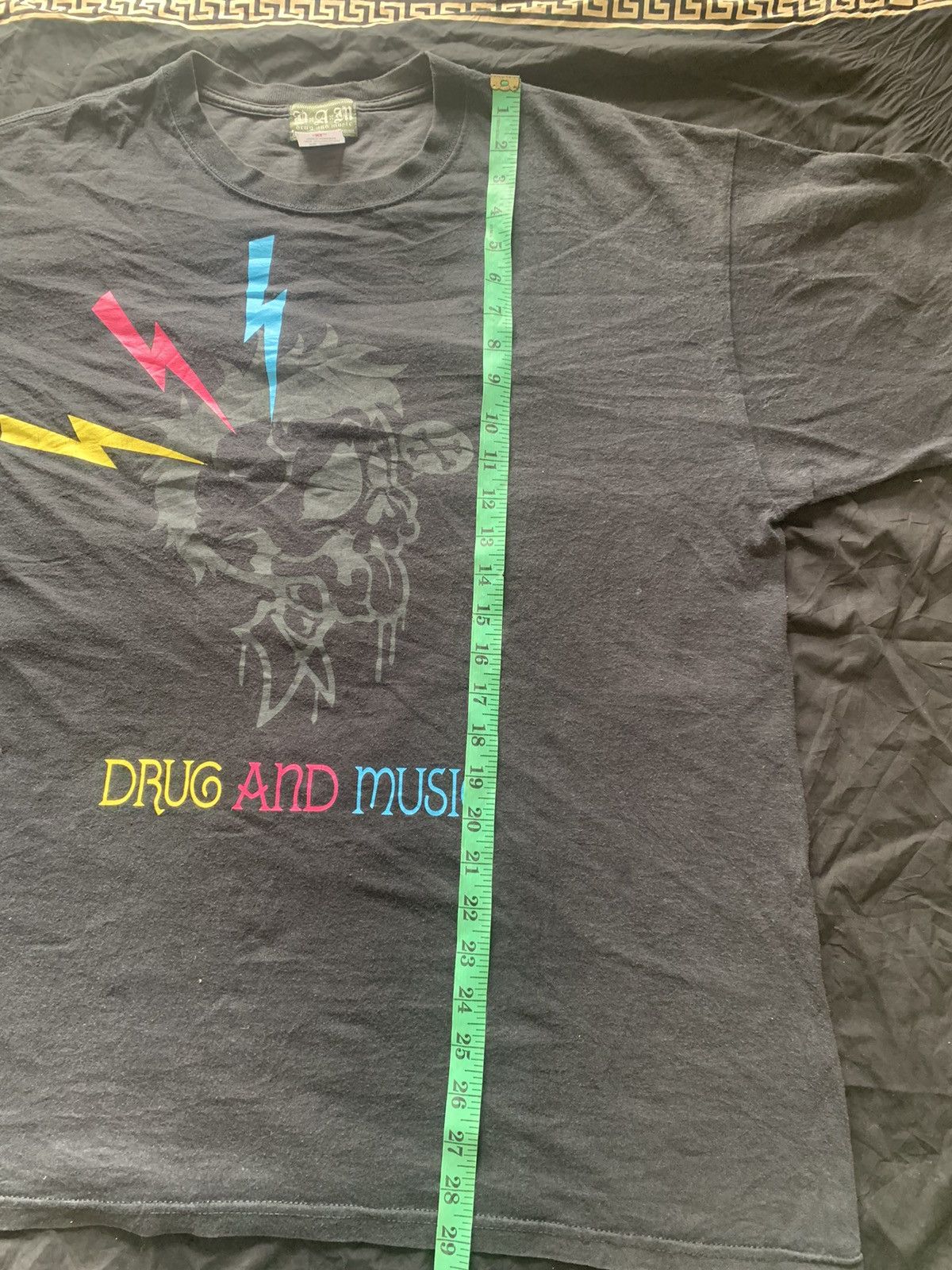Japanese Brand Vintage early2000 drug and music nicely faded t shirt Size US XL / EU 56 / 4 - 6 Thumbnail