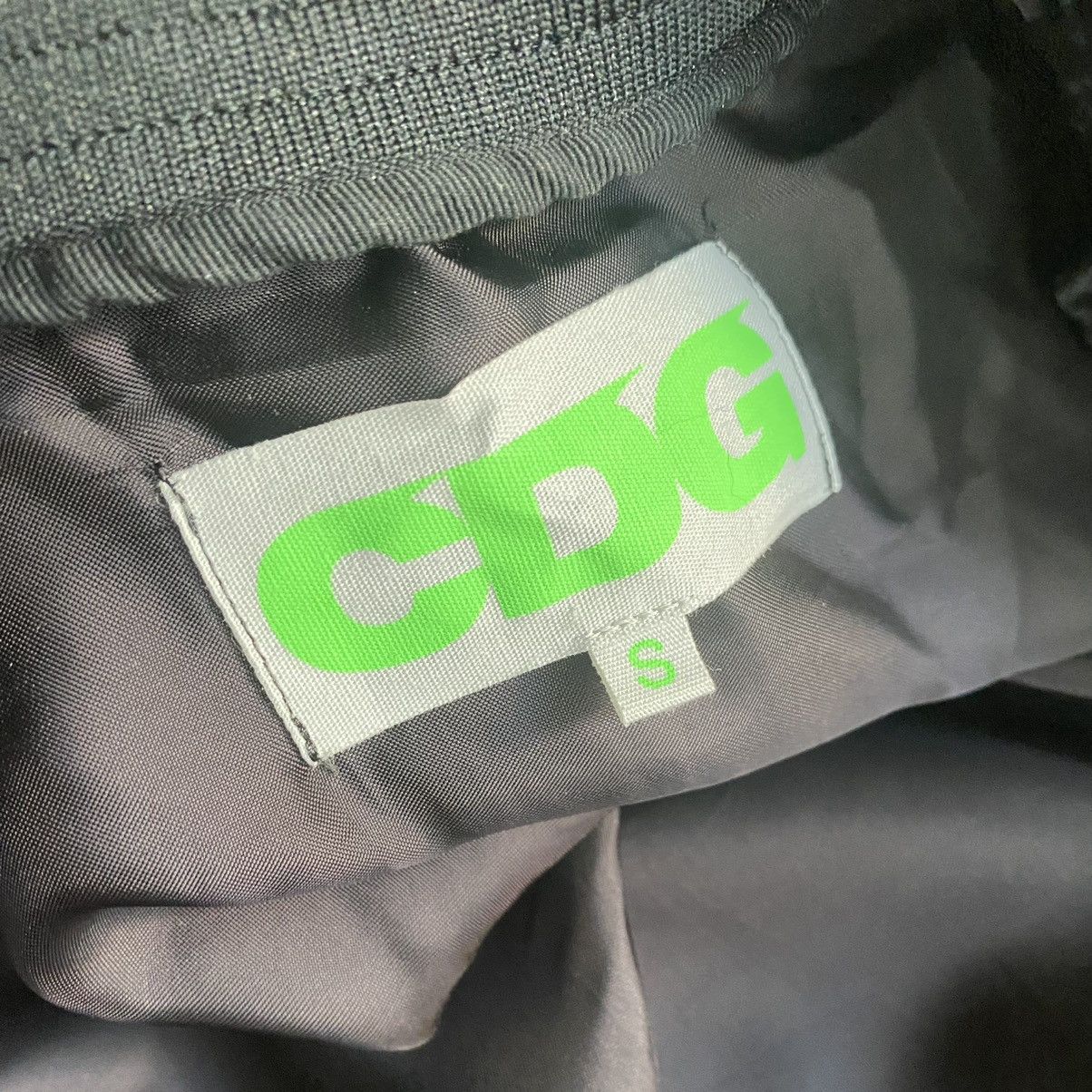 Comme des Garcons CDG Coat Size US S / EU 44-46 / 1 - 4 Thumbnail