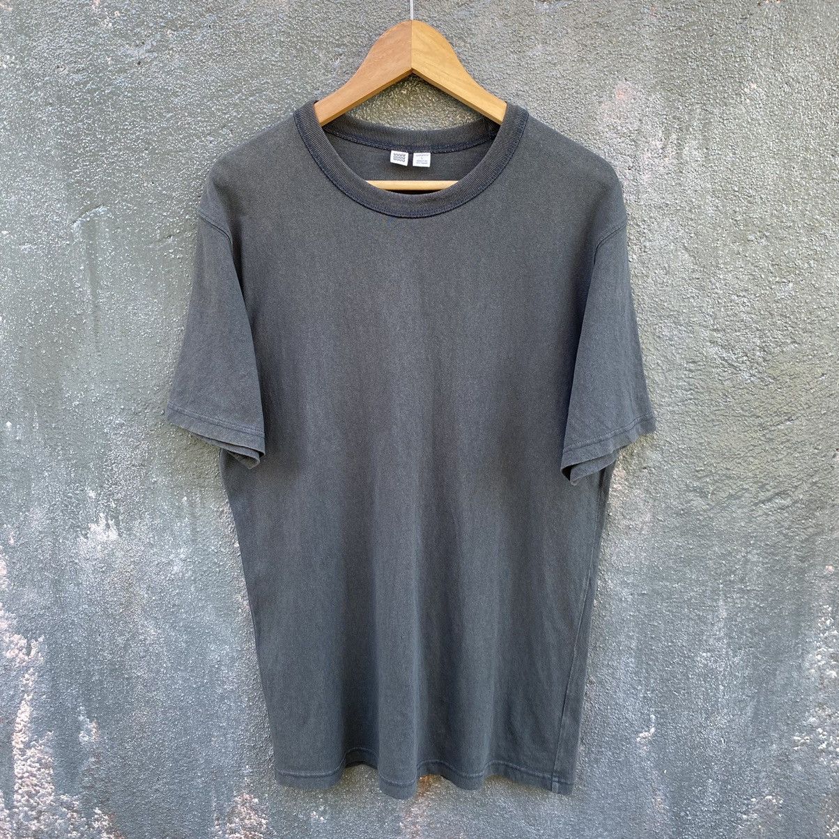 Lemaire × Uniqlo Thrashed Faded Lemaire x Uniqlo ERD GRUNGE GRAIL TEE Size US L / EU 52-54 / 3 - 1 Thumbnail