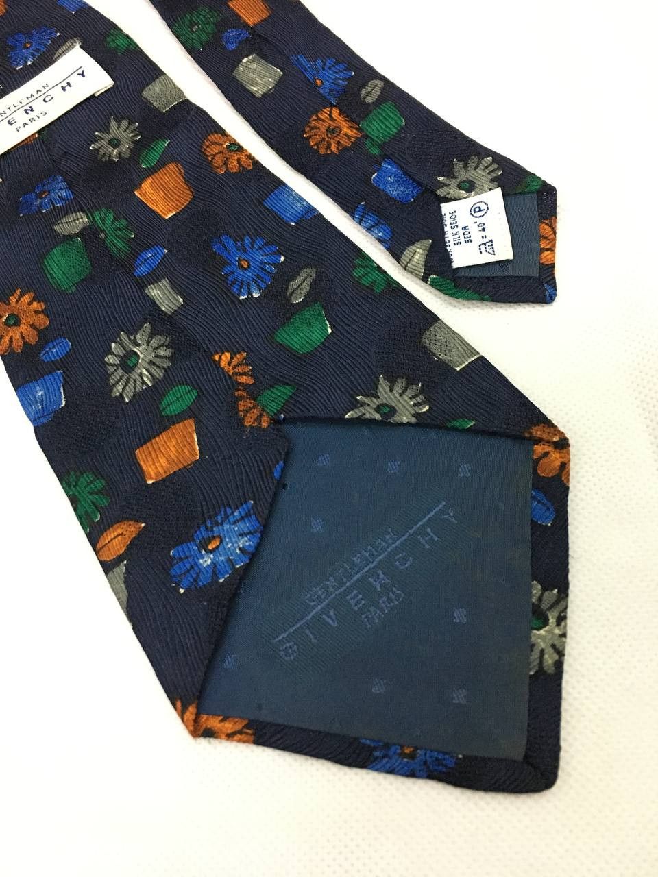 Givenchy Gentleman Givenchy Paris Art Design Tie Size ONE SIZE - 8 Thumbnail