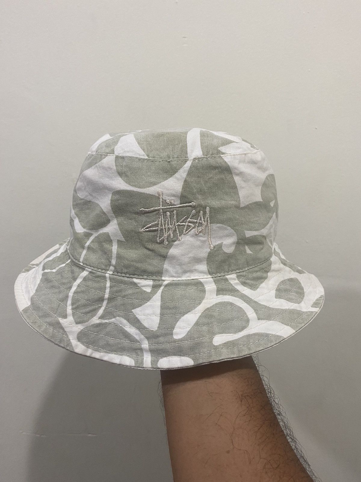 Stussy VTG Stussy Camo Signature Bucket Hat Size ONE SIZE - 1 Thumbnail