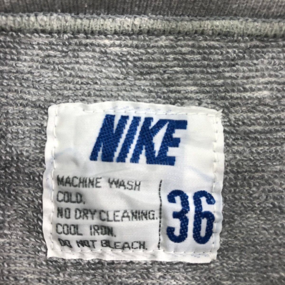 Nike × Vintage Vintage rare nike patch logo pull over sweatshirt Size US XS / EU 42 / 0 - 7 Thumbnail