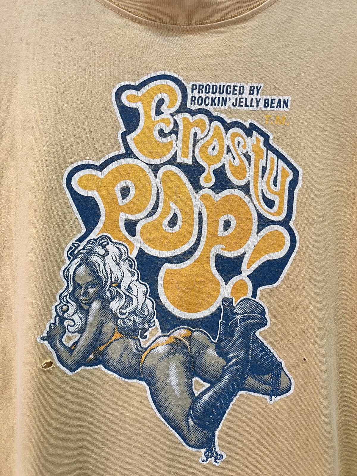 Japanese Brand Vintage Erosty Pop Rockin Jelly Bean Bikini Girl T-shirts Size US M / EU 48-50 / 2 - 4 Thumbnail