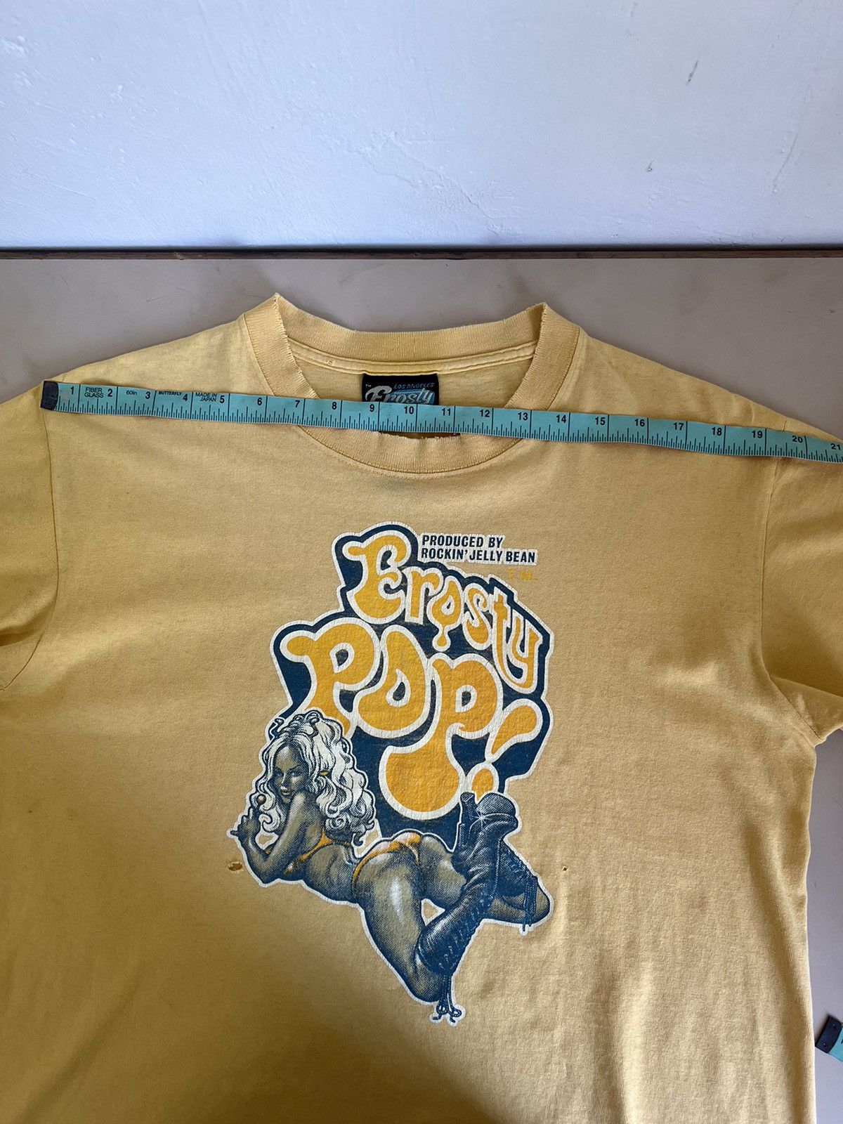 Japanese Brand Vintage Erosty Pop Rockin Jelly Bean Bikini Girl T-shirts Size US M / EU 48-50 / 2 - 11 Thumbnail