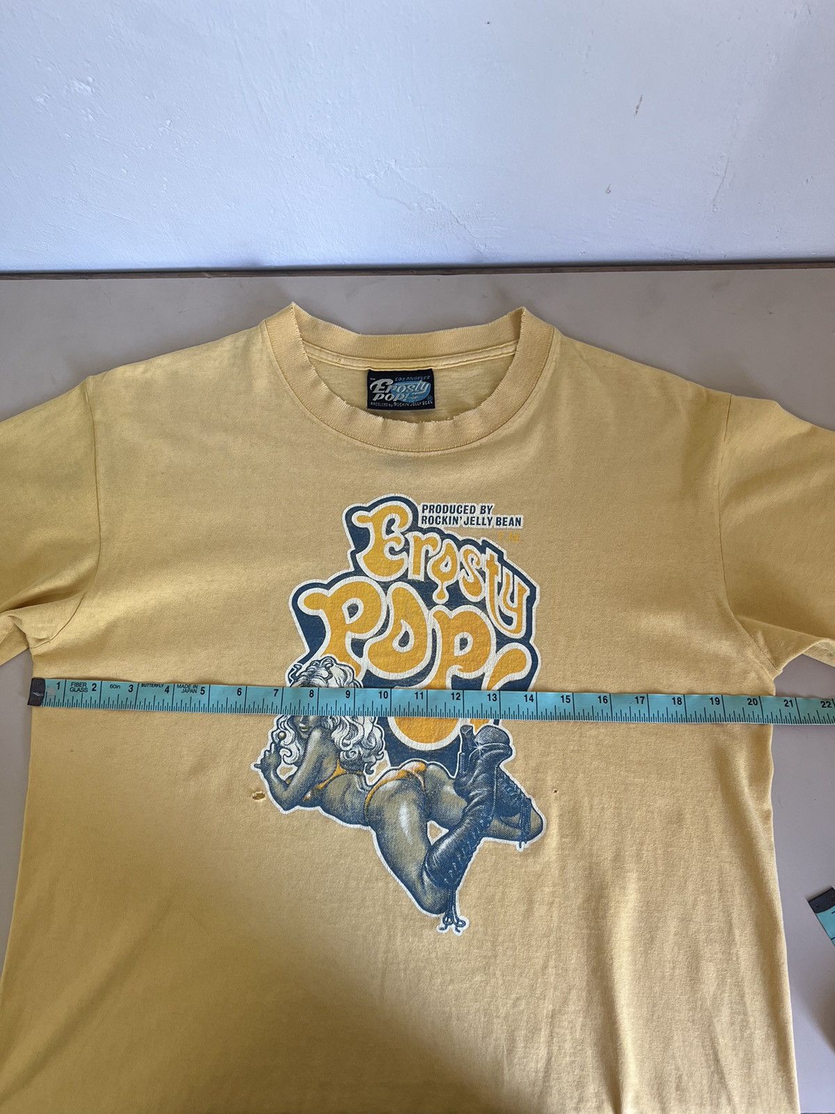 Japanese Brand Vintage Erosty Pop Rockin Jelly Bean Bikini Girl T-shirts Size US M / EU 48-50 / 2 - 9 Thumbnail