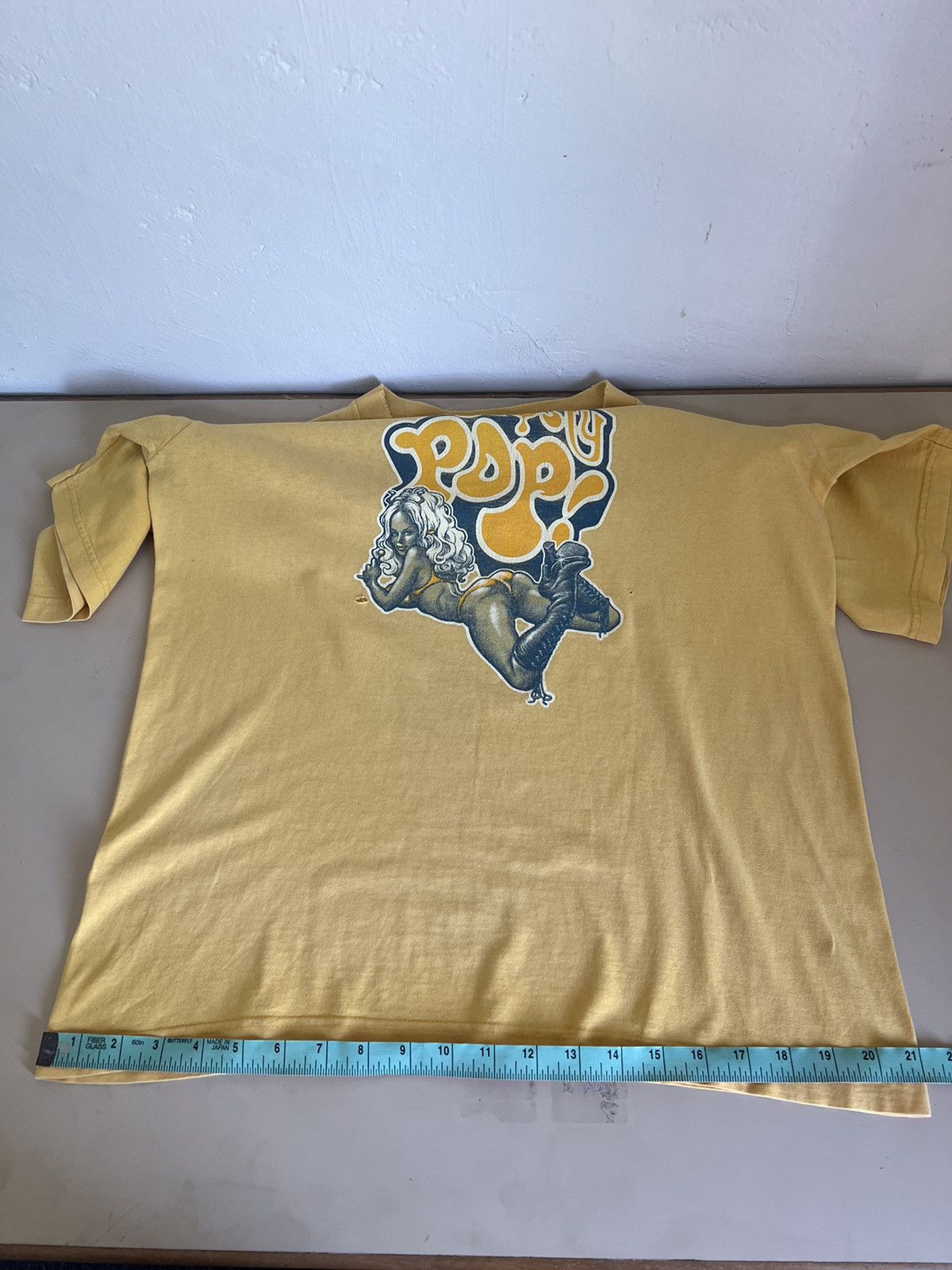 Japanese Brand Vintage Erosty Pop Rockin Jelly Bean Bikini Girl T-shirts Size US M / EU 48-50 / 2 - 8 Thumbnail