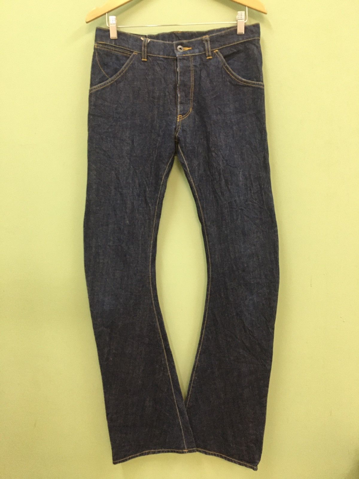 Attachment ATTACHMENT - SLIM FLARE FIT CURVY LEG JEANS Size US 31 - 2 Thumbnail