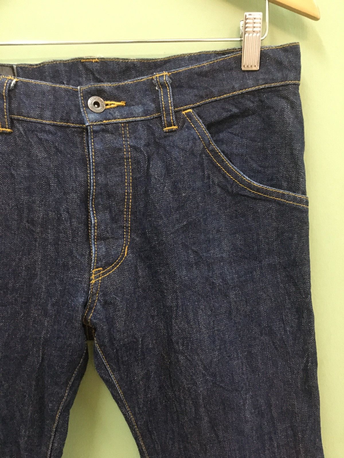 Attachment ATTACHMENT - SLIM FLARE FIT CURVY LEG JEANS Size US 31 - 6 Thumbnail