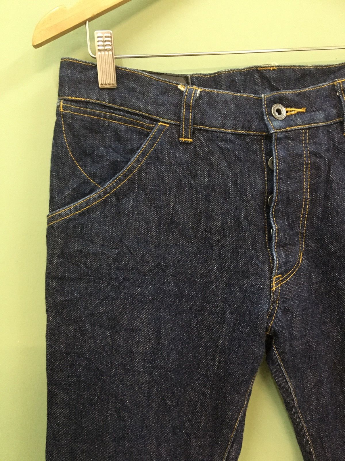 Attachment ATTACHMENT - SLIM FLARE FIT CURVY LEG JEANS Size US 31 - 5 Thumbnail