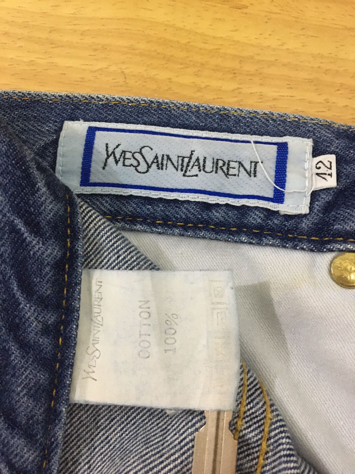 Yves Saint Laurent YSL - BAGGY CROPPED EMBROIDERED FLOWER PATTERN JEANS Size US 28 / EU 44 - 11 Thumbnail