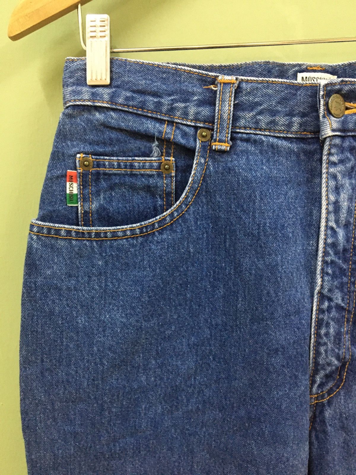 Designer × Moschino MOSCHINO JDM - BAGGY FIT LOVE PEACE LOGO VINTAGE JEANS Size US 29 - 4 Thumbnail