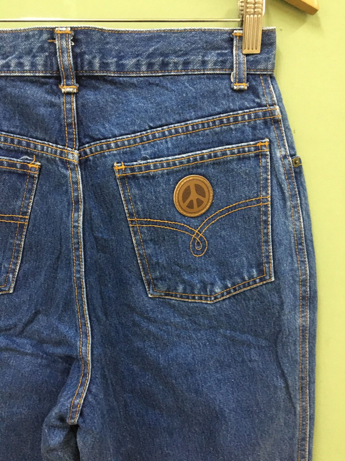 image of Moschino Jdm - Baggy Fit Love Peace Logo Vintage Jeans in Blue, Men's (Size 29)
