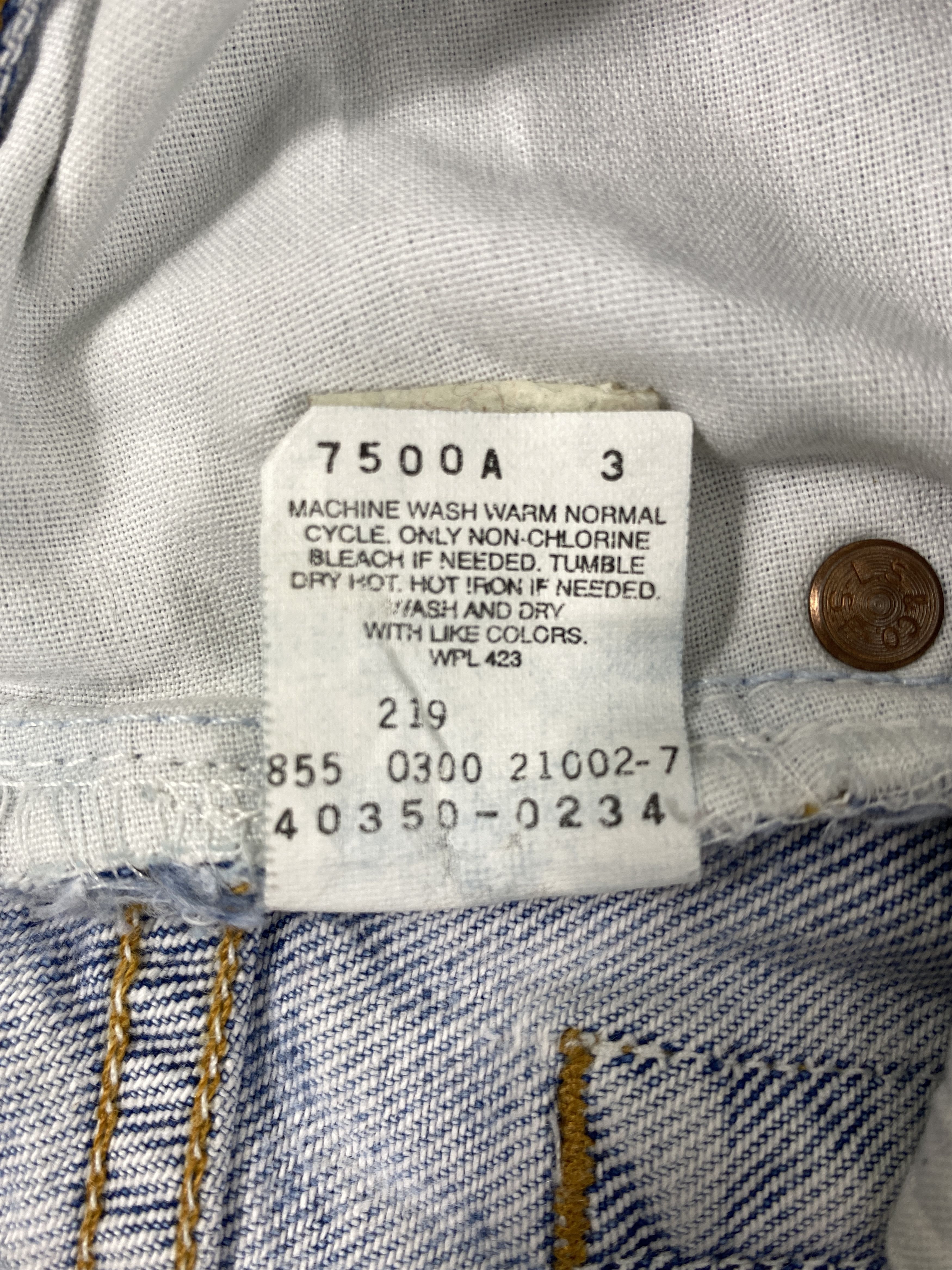 Levi's Light Blue Wash Vintage Levi's 550 25x27 Denim -SJ028 Size US 26 / EU 42 - 8 Thumbnail